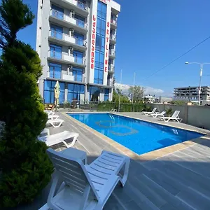 **** Otel Skyline Gürcistan